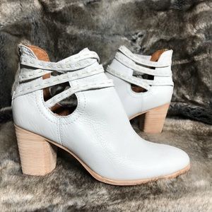 Frye Naomi Pickstitch Shootie Ankle Boot